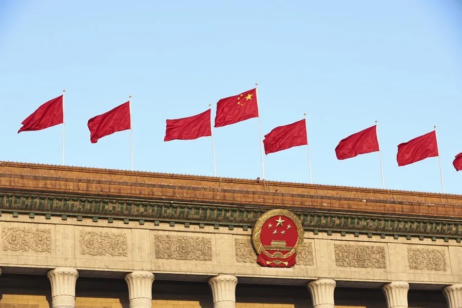 China pide crear una "barrera de seguridad" para la IA ante los avances locales y la alarma en EE.UU.