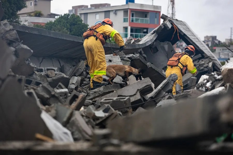 Aumentan a seis los muertos por el colapso de un edificio en construcción en Brasil