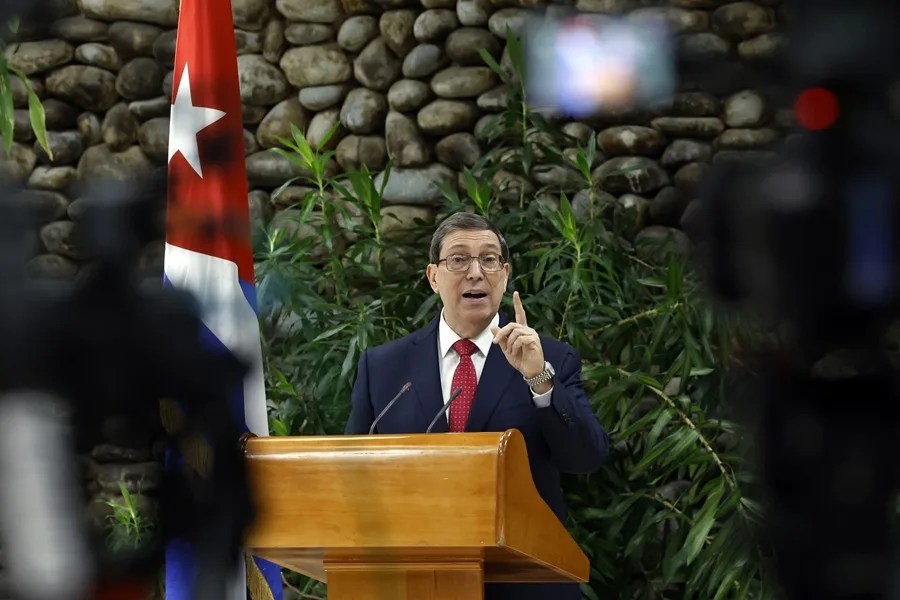 El canciller de Cuba dice que EE.UU. "nunca podrá encontrar justificación" para un ataque militar contra la isla