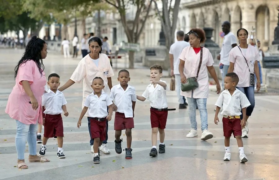 Cuba inicia un curso escolar "ajustado" a la crisis y al “sobresfuerzo” de las familias