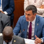 Pedro Sánchez garantiza a Delcy Rodríguez el compromiso de España con Venezuela