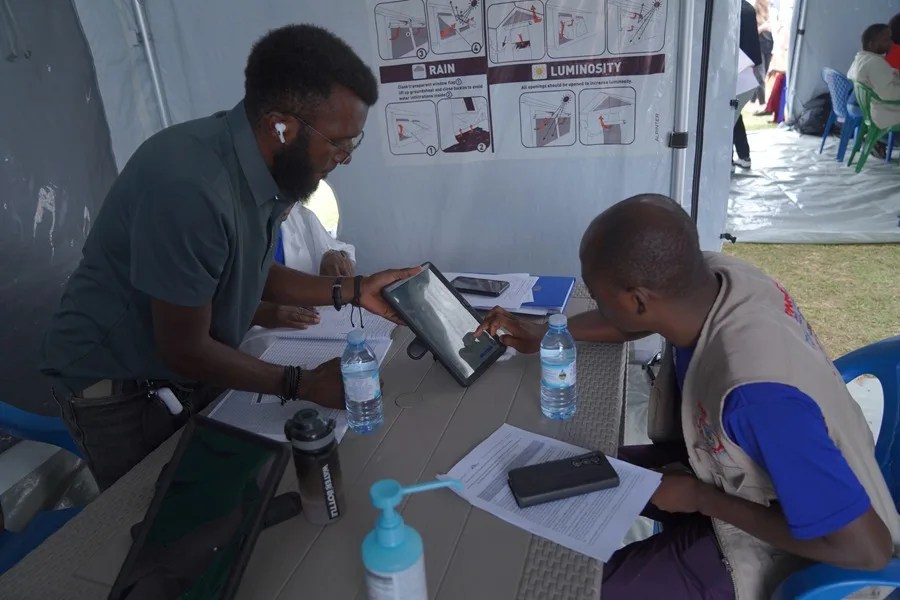 La RD del Congo supera los 8.000 casos confirmados de ébola y se acerca a los 4.000 muertos 4 La RD del Congo supera los 8.000 casos confirmados de ébola
