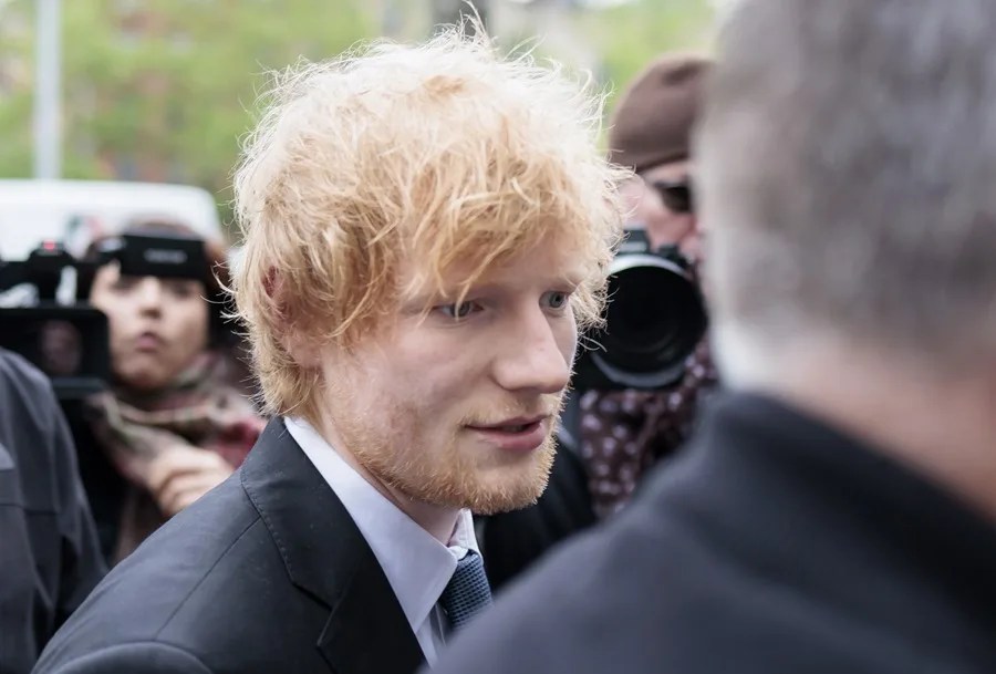 Convocan protesta contra el dueño del estadio en Massachusetts donde actuará Ed Sheeran