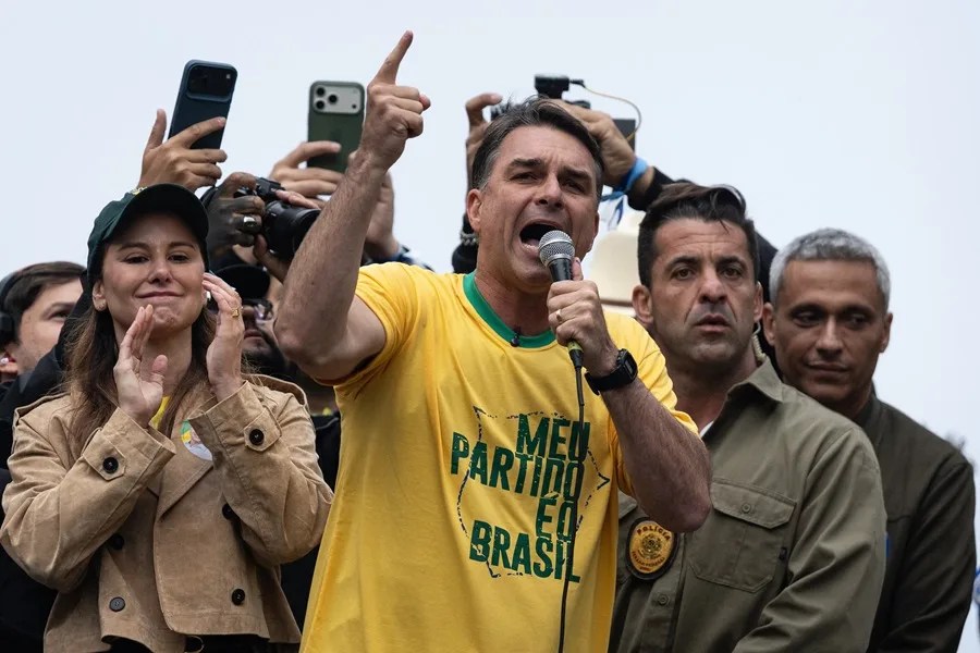 Un juez del Tribunal Supremo de Brasil suspende al director de la Policía Federal