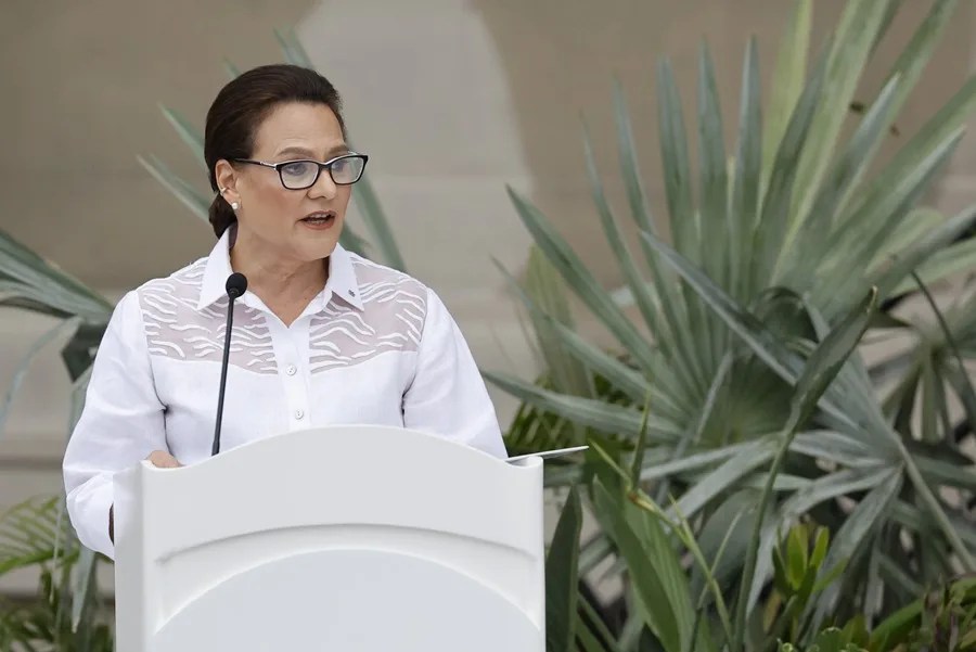 El cambio climático y la diversificación: los retos de la primera mujer a cargo del Canal de Panamá