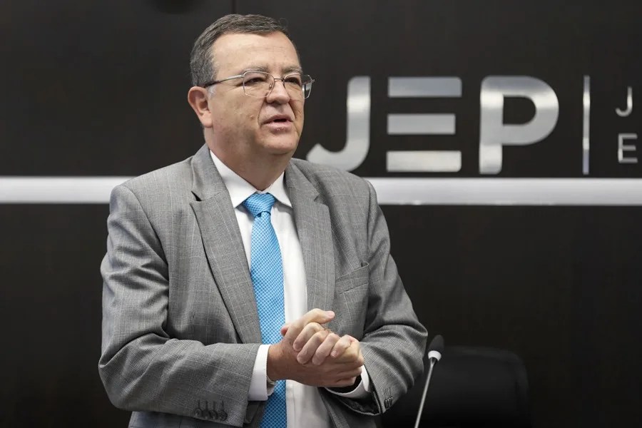 El tribunal de paz de Colombia lanza "SOS internacional" por el recorte de 31 millones de dólares