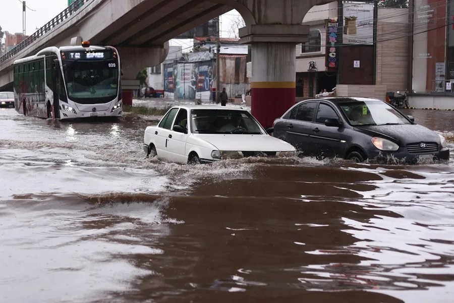 La tormenta tropical Marie gana fuerza en el Pacífico de México y podría convertirse en un huracán