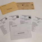Fotografía de papeletas electorales
