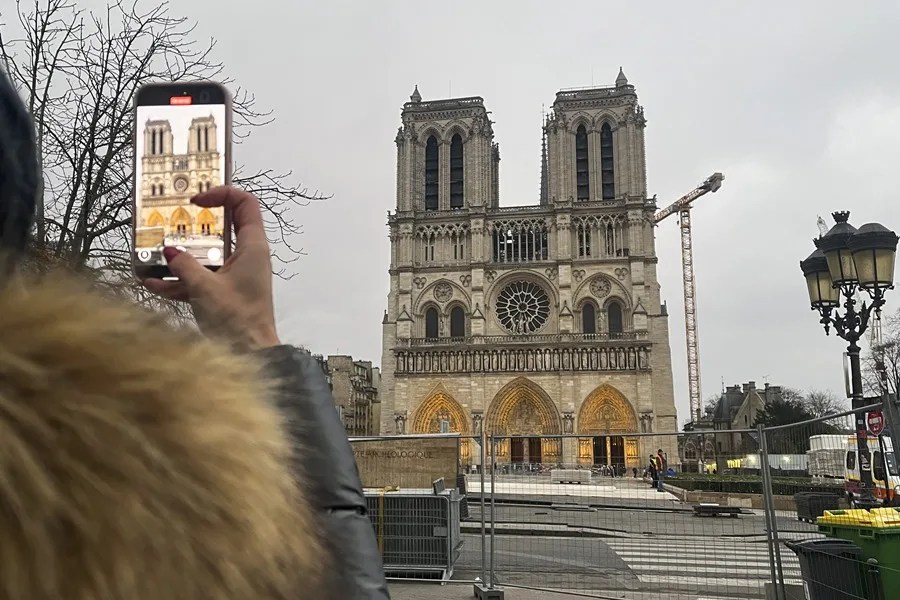 Agenda de la visita del papa a Francia