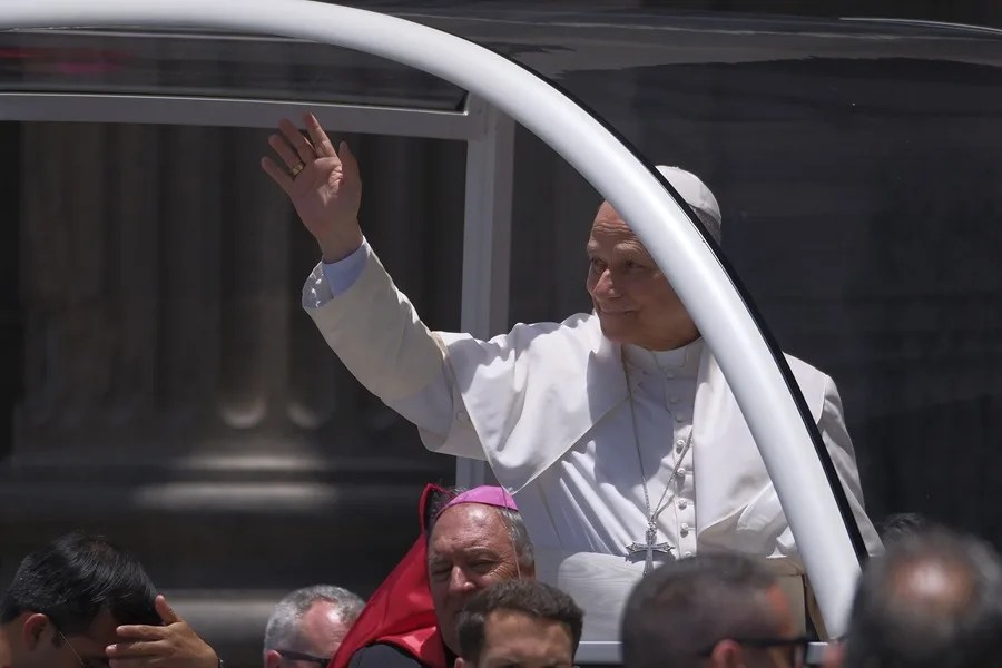 El Gobierno de Perú estudia declarar festivos algunos días de la visita del papa León XIV