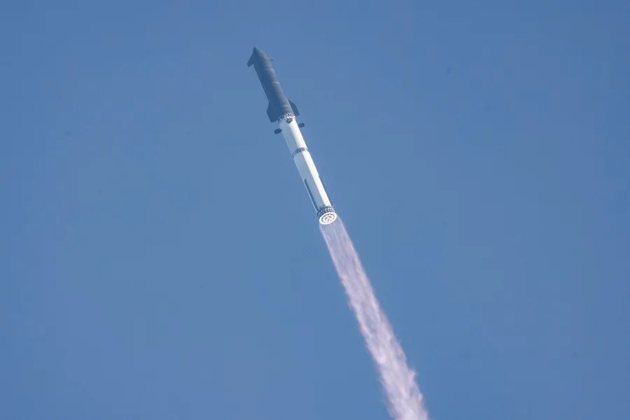 La NASA agrega tres misiones tripuladas de SpaceX a la EEI por 946 millones de dólares