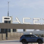 Vista general de la entrada de la sede de SpaceX en Texas