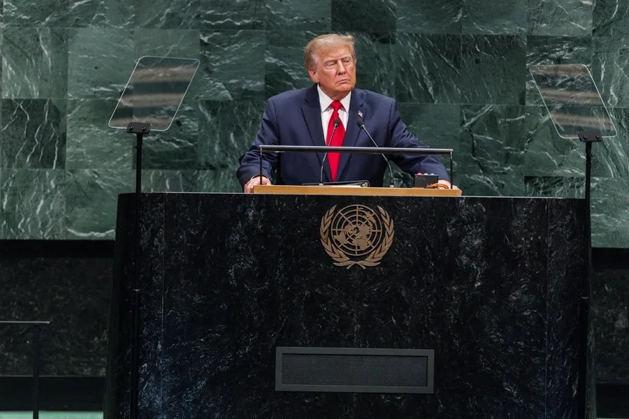 Trump anuncia que EE.UU. llamará "superinteligencia" a la inteligencia artificial
