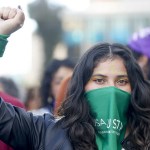 Mujeres marchan en Bogotá para defender la despenalización del aborto
