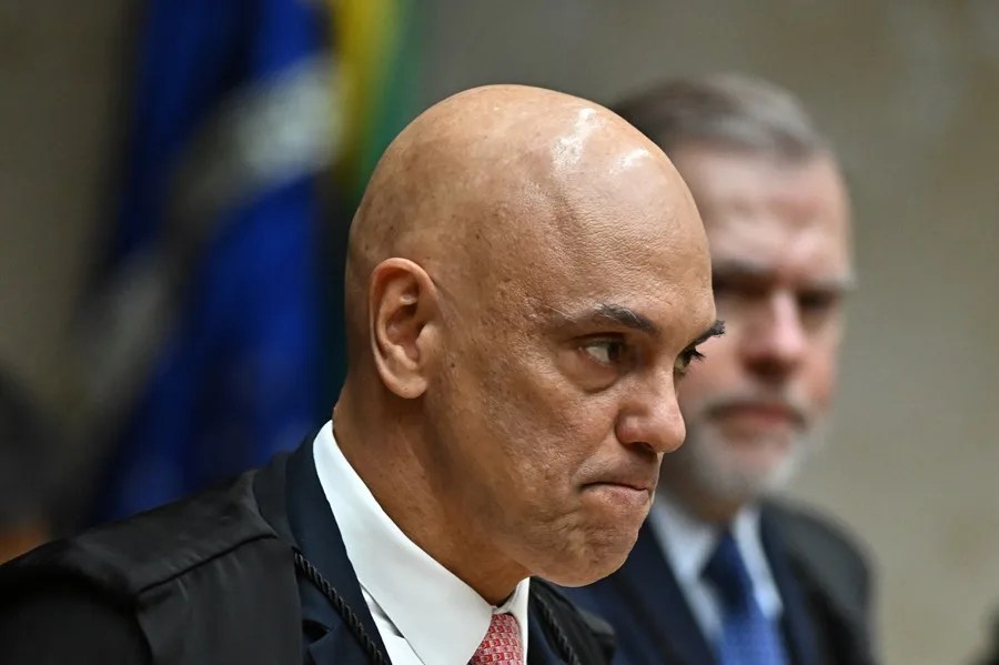 El Tribunal Supremo de Brasil aplaza la decisión sobre De Moraes en una sesión tensa