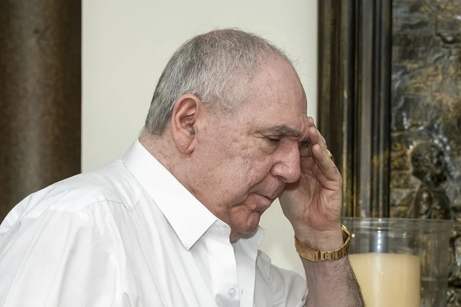 El expresidente ecuatoriano Bucaram apelará la sentencia por fraude de pruebas de covid-19