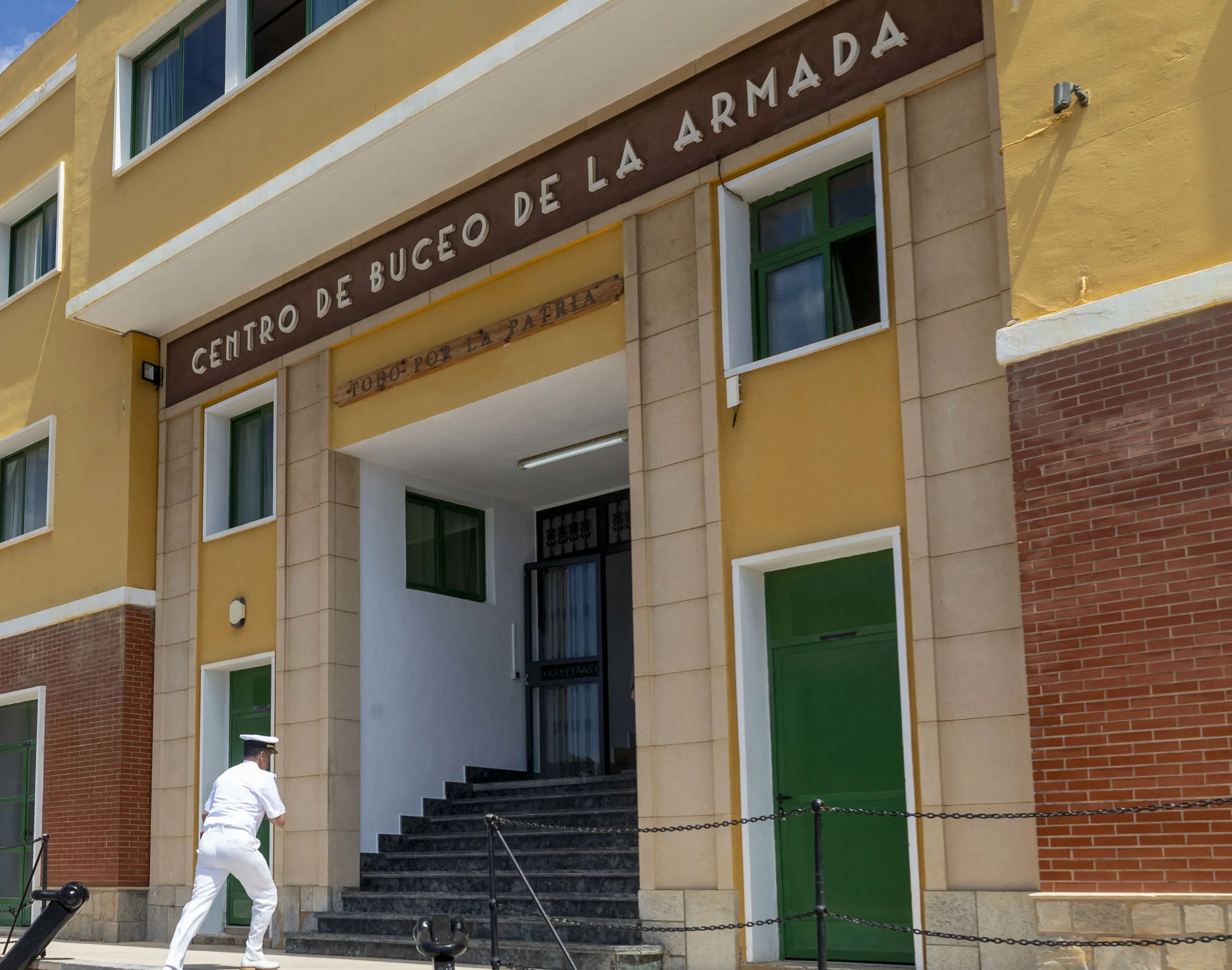 El centro de buceo de la Armada en Cartagena (Murcia).
