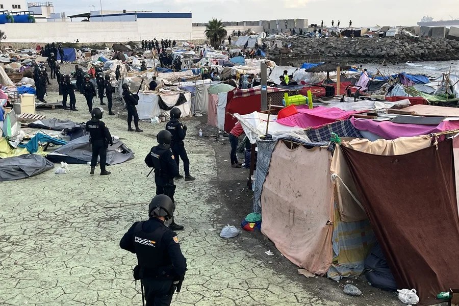 Ceuta dos meses