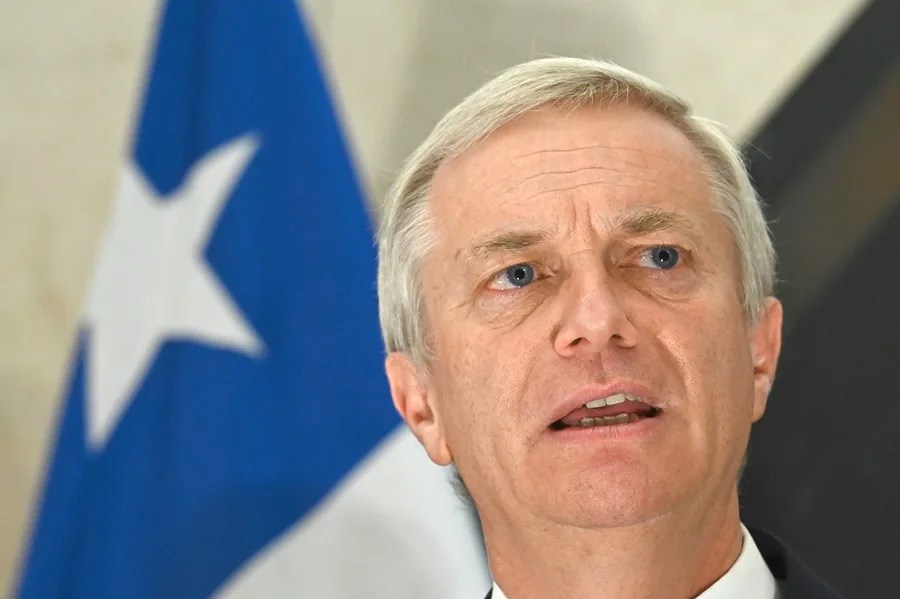 Kast dice que Chile se mantiene como "observador" en el Escudo de las Américas