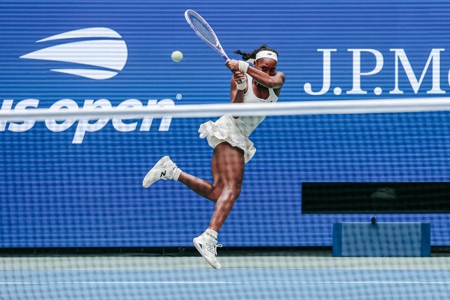 Coco Gauff salva dos puntos de partido a Andreeva y jugará contra Rybakina en semifinales