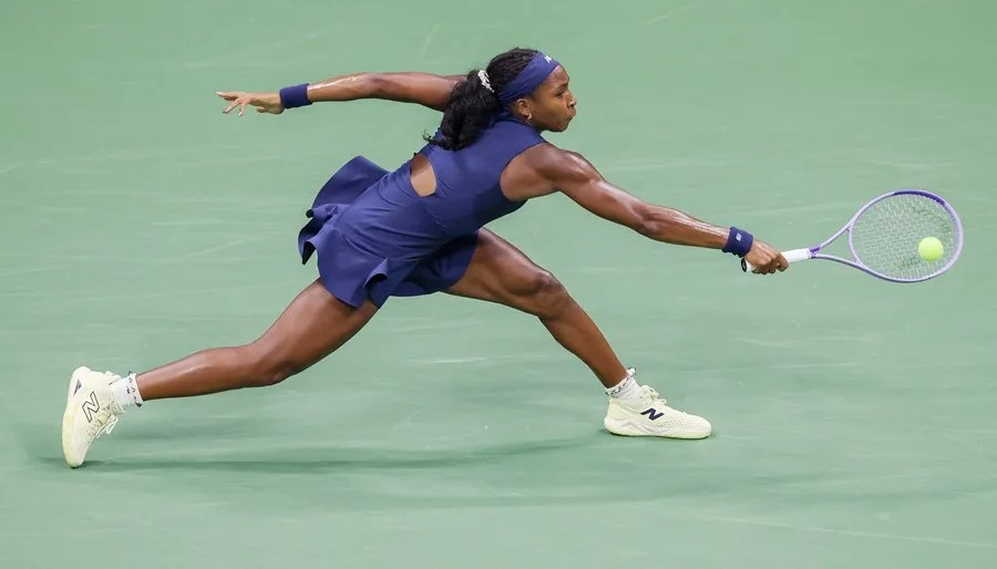 Coco Gauff derrota a Jovic y se enfrentará a Andreeva en cuartos de final del Abierto de EE.UU.
