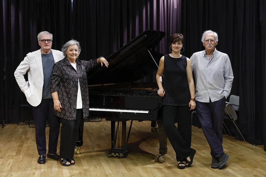 El Consorcio cantante Allende