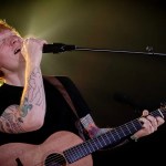 Cuatro artistas abandonan la gira de Ed Sheeran en solidaridad con Macklemore