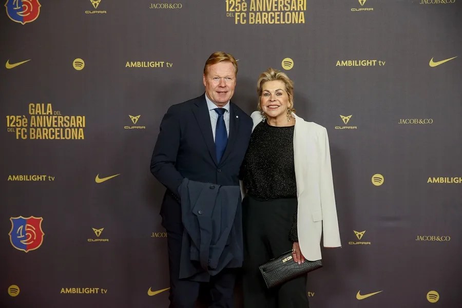 El exfutbolista y extécnico barcelonista Ronald Koeman y su esposa Bartina Koeman.