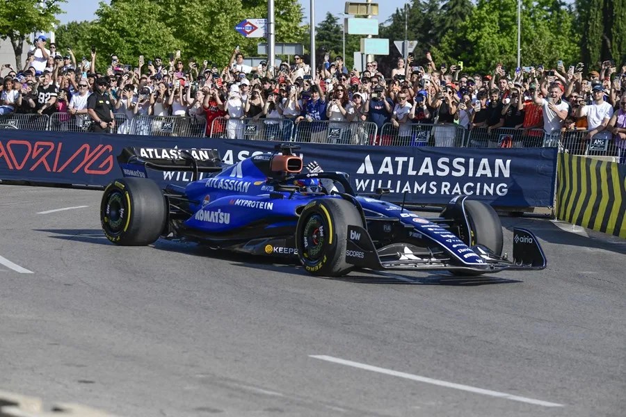 Exhibición por la parte urbana del futuro circuito Madring F1