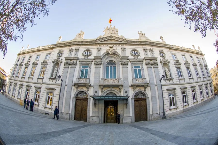 Vista de la fachada del Tribunal Supremo