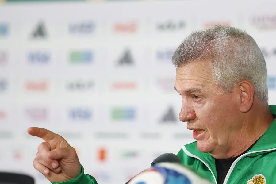 El entrenador Javier Aguirre