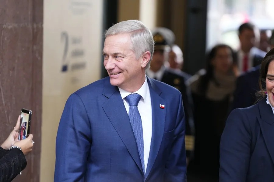 Kast dice que el Escudo de las Américas "va en la misma línea" del interés de Chile