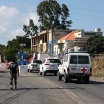 Un convoy del Comité Internacional de la Cruz Roja (CICR) se dirige a Naqoura