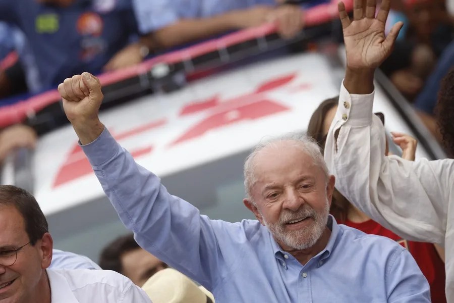 Lula dice que en la Presidencia de Brasil no hay espacio para los representantes de la milicia