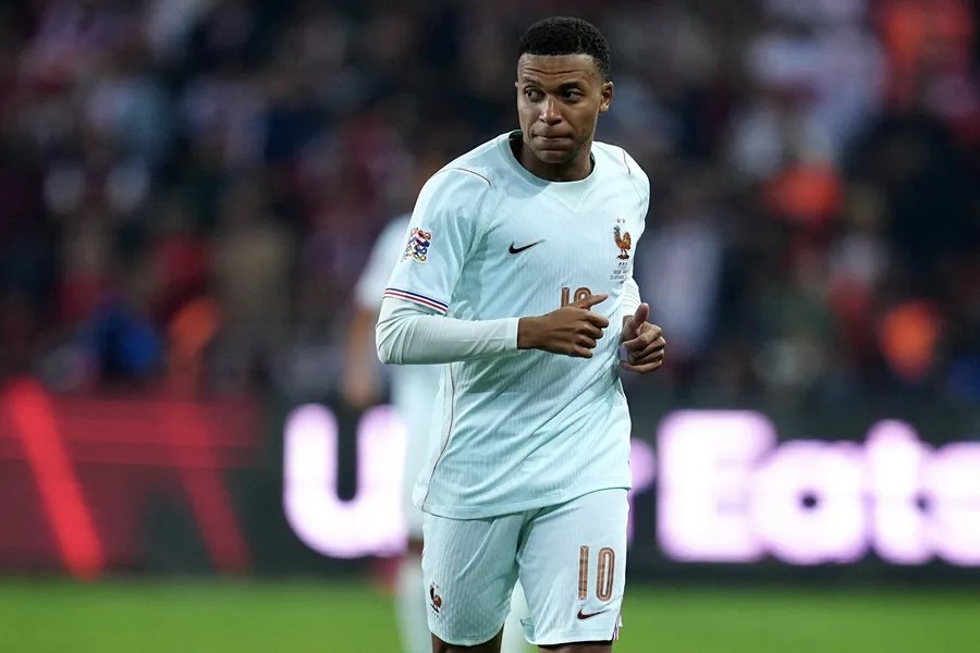 El jugador Kylian Mbappé durante el partido entre Francia y Turquía.