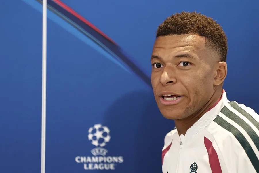 El delantero francés del Real Madrid Kylian Mbappe durante la rueda de prensa posterior al entrenamiento