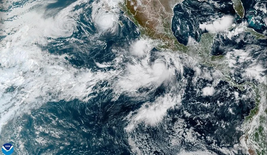 El noroeste de México en alerta ante el inminente ingreso a tierra del huracán Polo
