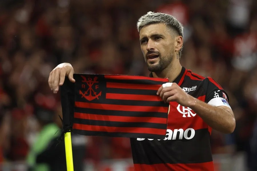 De Arrascaeta evita un Maracanazo y Flamengo se medirá a Estudiantes en semifinales