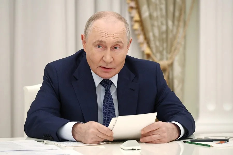 Putin dice que las pasadas elecciones demostraron el apoyo al ejército en Rusia