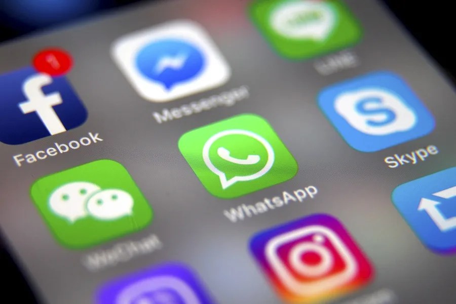 Redes sociales en un teléfono móvil.