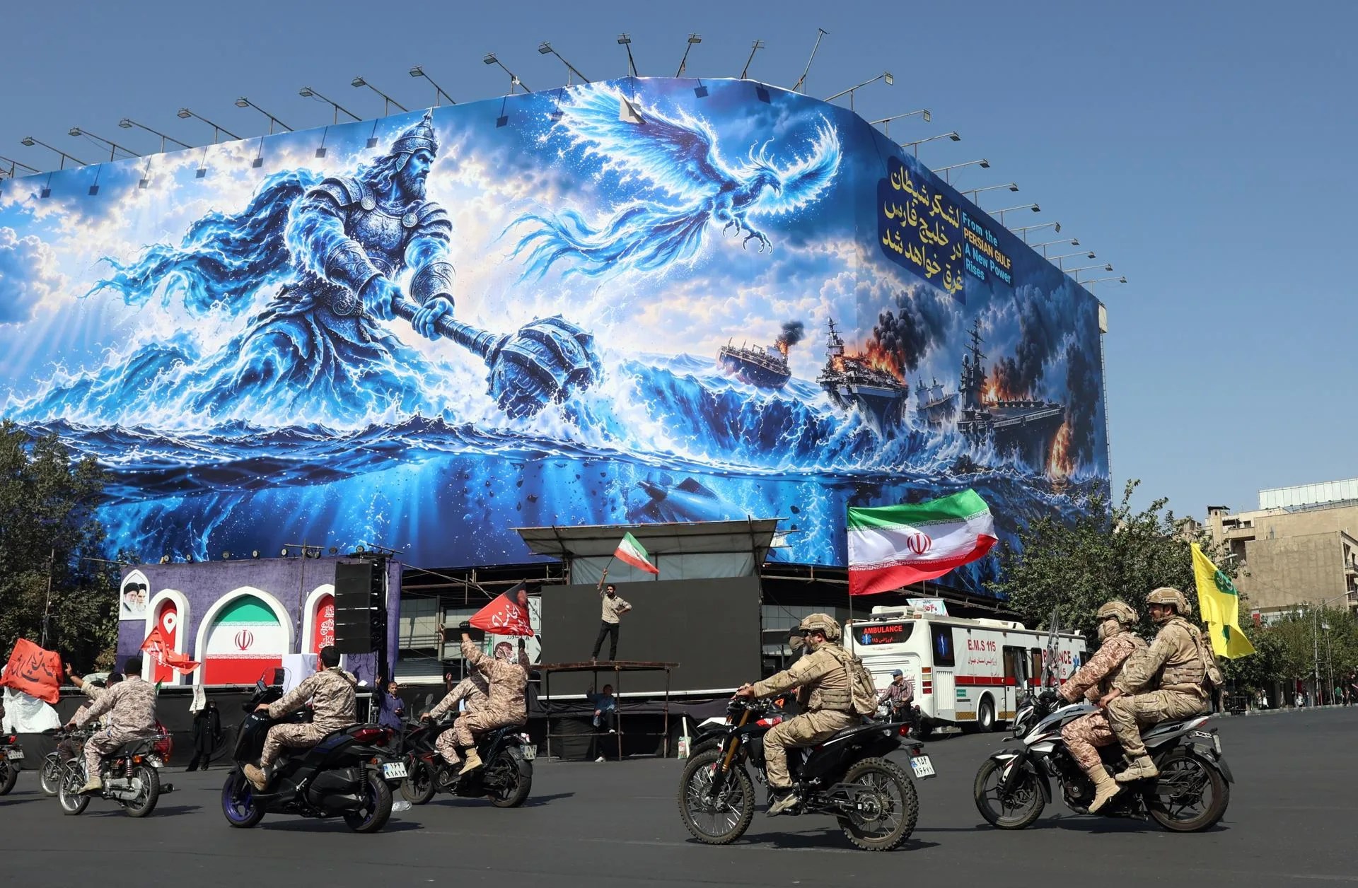 Iranian military personnel from the paramilitary Basij, part of the Islamic Revolutionary Guard Corps (IRGC), take part during a military rally, known as the Jan-Fada group ('Self-Sacrificed for Iran'), in Tehran, Iran, 25 September 2026. EFE/EPA/ABEDIN TAHERKENAREH RESTRICTIONS: NO Access Israel Media/Persian Language TV Stations Outside Iran/Strictly No Access BBC Persian/VOA Persian/Manoto TV/Iran International TV. (As mandated by Iran's Directorate General for Foreign Media) --