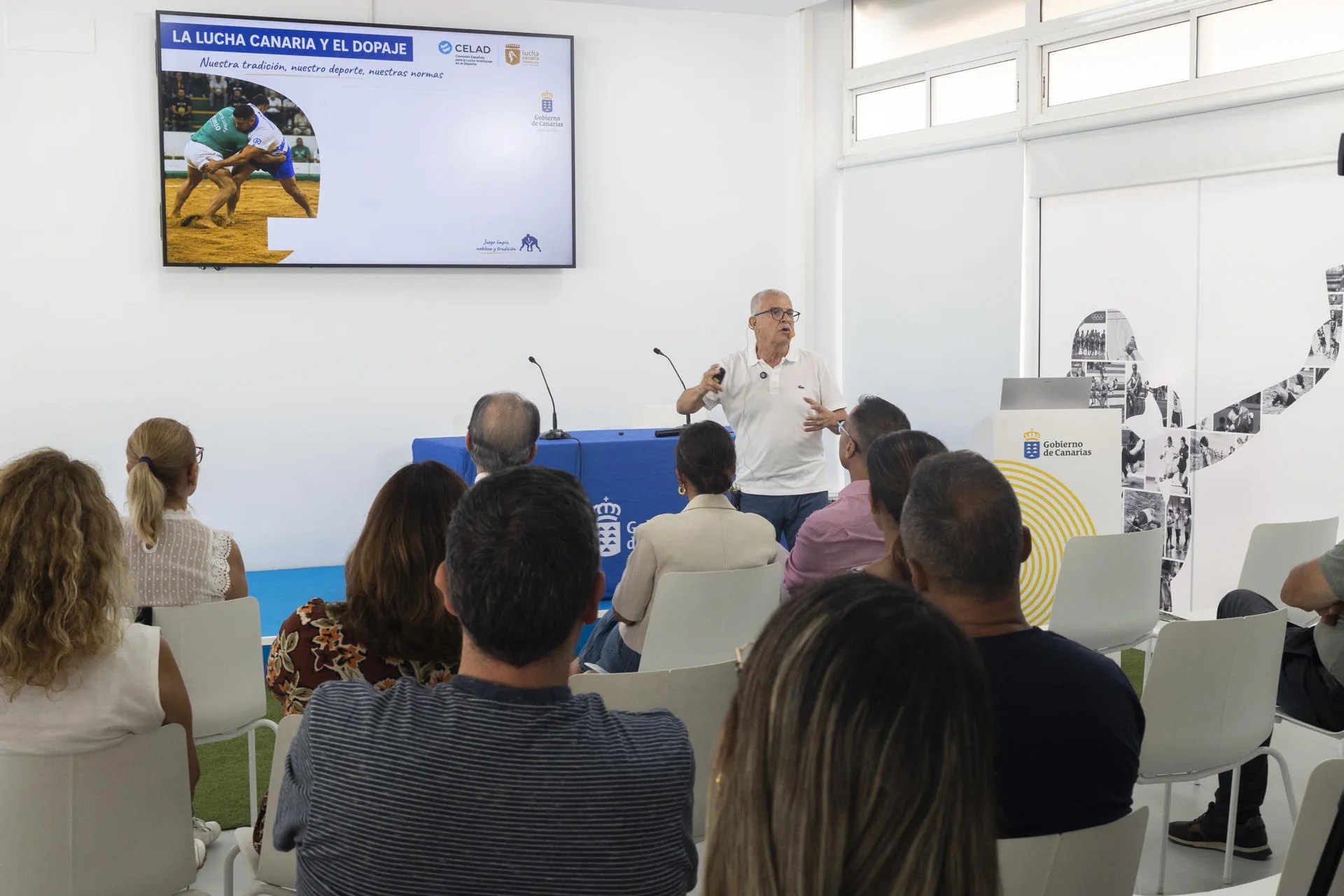 El representante de la Comisión Antidopaje de Canarias, Antonio Ramos Gordillo, presentó este martes el balance de las actuaciones realizadas desde la reanudación de sus servicios en el entorno de la lucha canaria a finales del pasado año. EFE/ Quique Curbelo