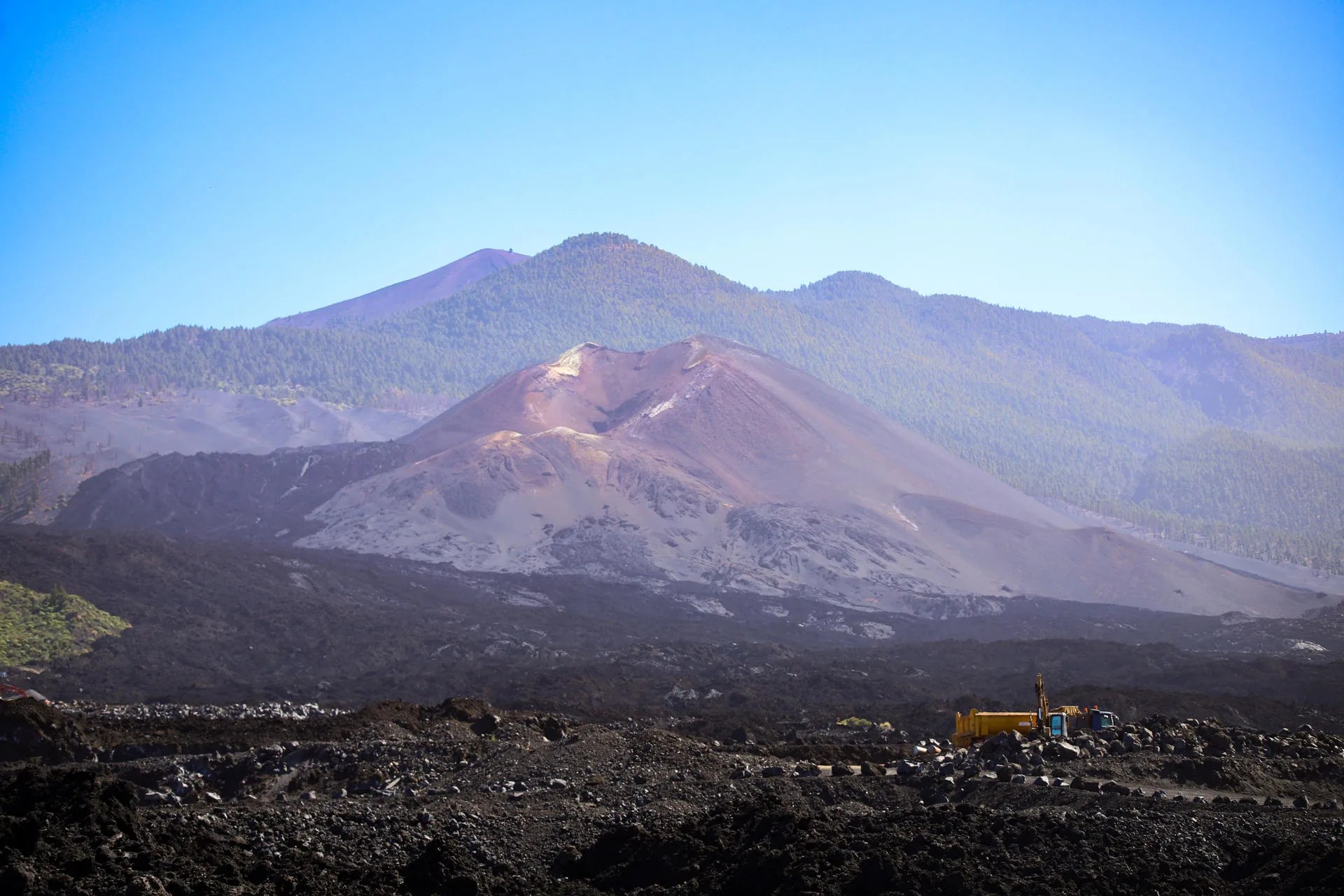 Imagen de archivo del volcán Tajogaite en La Palma. EFE/ Luis G. Morera