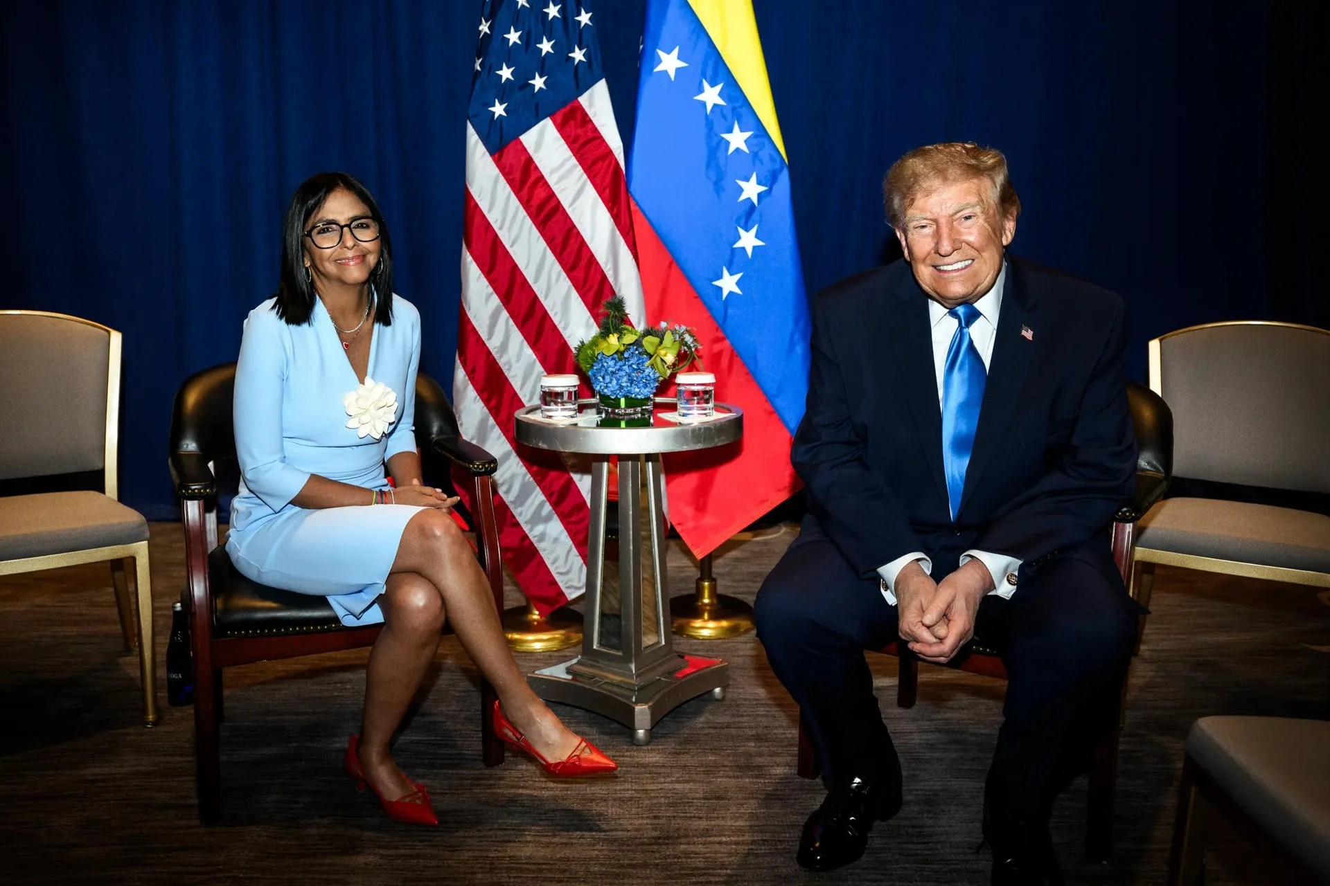 A photograph posted on the official Telegram account of the Venezuelan Presidential Press Office showing Venezuela’s interim president, Delcy Rodríguez (left), posing alongside US President Donald Trump during a meeting in New York (United States), Sep 23, 2026. EFE/ Venezuelan Presidential Press Office /EDITORIAL USE ONLY/ AVAILABLE ONLY TO ILLUSTRATE THE ACCOMPANYING NEWS STORY (CREDIT REQUIRED)
*** Translated with www.DeepL.com/Translator (free version) ***