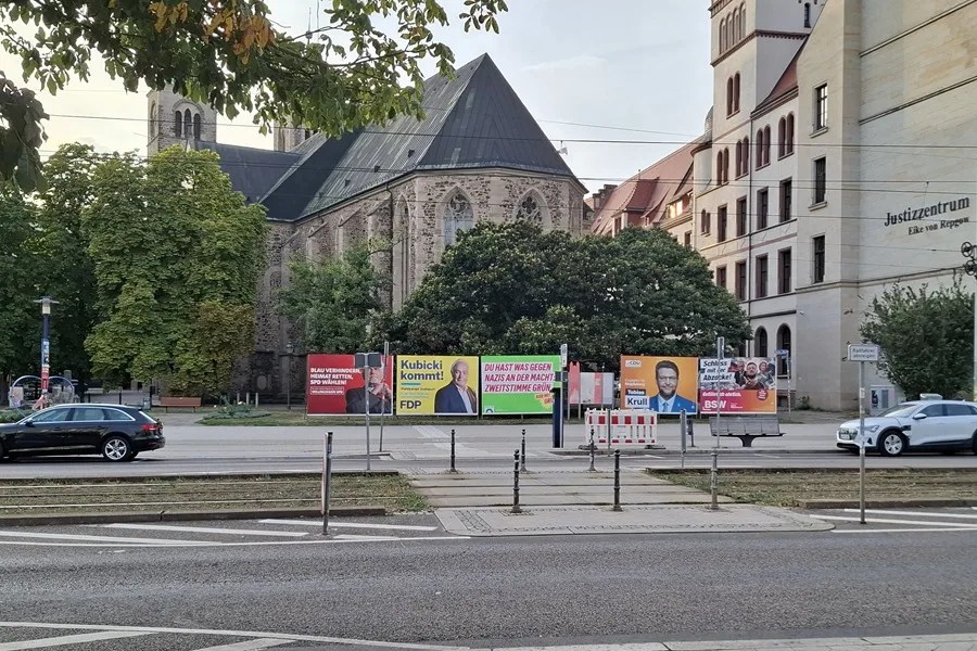 Carteles electorales en Sajonia-Anhalt