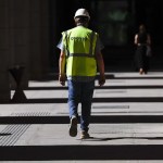 Un trabajador este martes en Madrid.