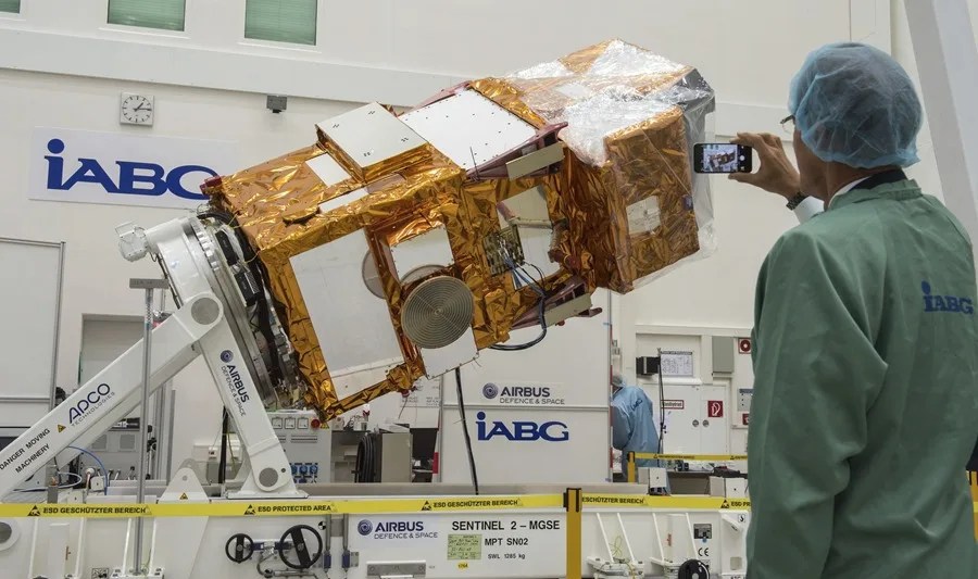 SATELITE FLEX