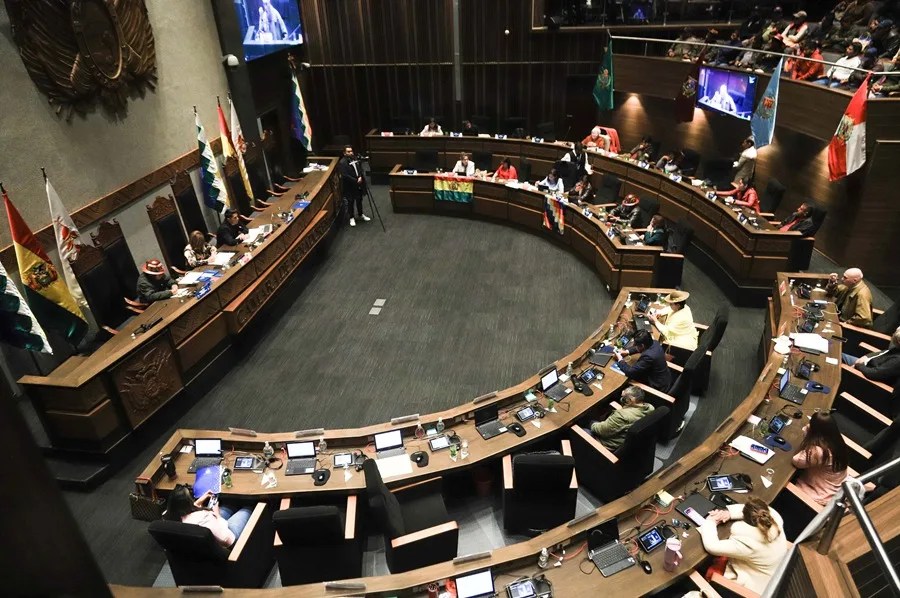 El Senado de Bolivia sanciona un acuerdo con el FMI por 1.900 millones de dólares