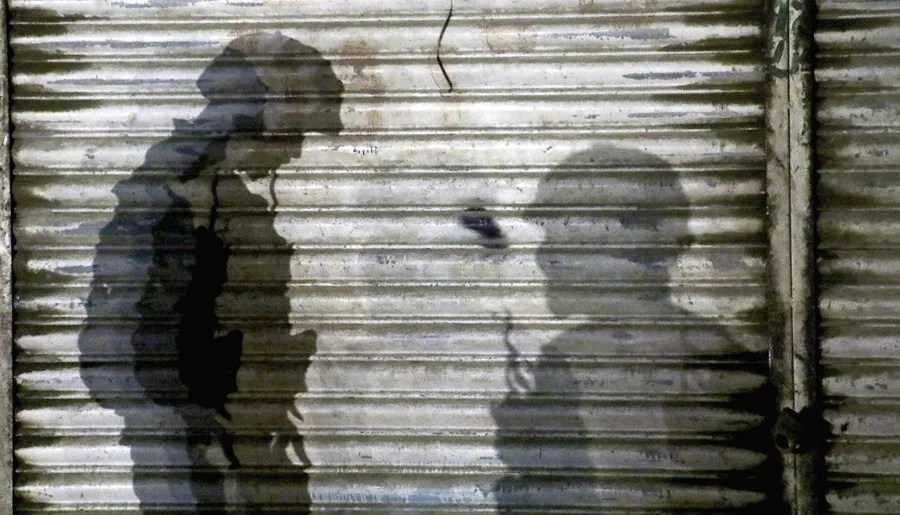 Pakistán afirma haber abatido a varios talibanes afganos tras un choque fronterizo