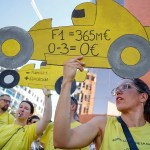 Concentración convocada por la Plataforma Stop Fórmula 1 Madrid